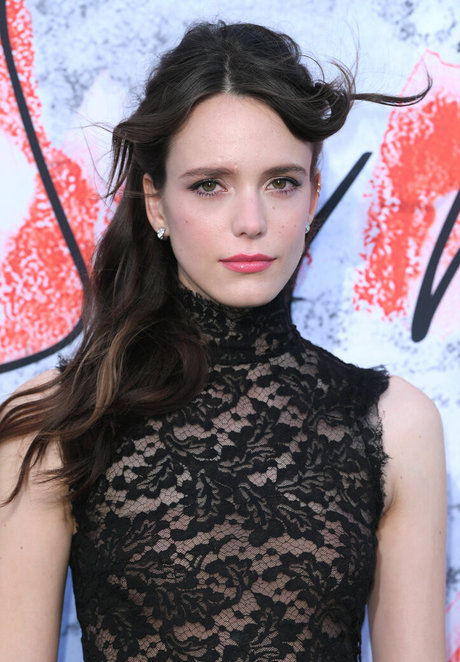 Stacy Martin ポルノスター 写真