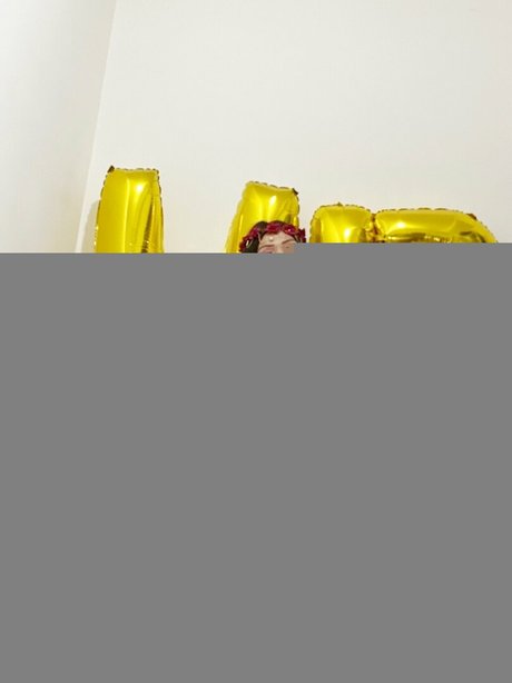 lilyuw888 セクシー女優 写真