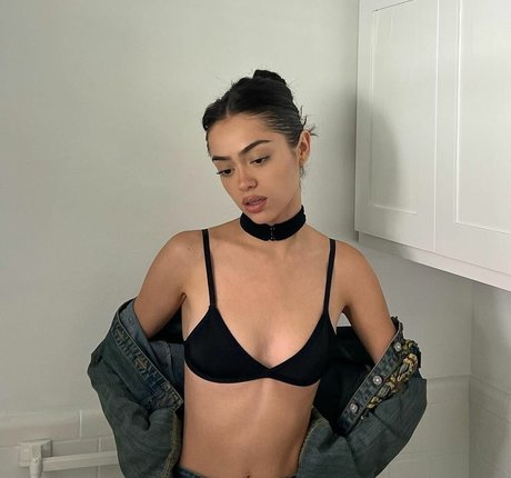 Nailea Devora 裸のポルノスター 画像