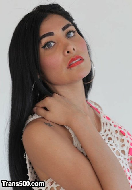 Taiira Navarrete Hernandez 完璧なポルノスター ギャラリー