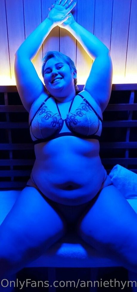 アジアンシャワー オンリーファンズ パーフェクト 写真
