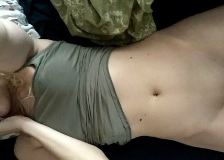 miamonsterlove セクシーモデル 写真