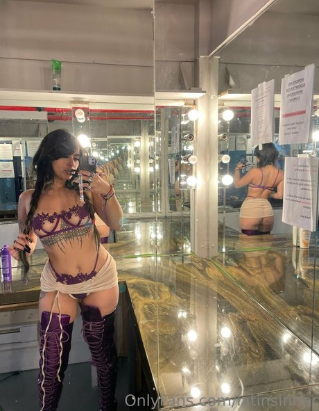 latinsinner ポルノ女優 写真