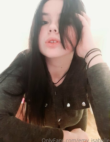 emy isabelle ポルノモデル 写真