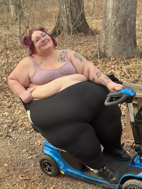 spanxbeluga ポルノスター 独占 画像