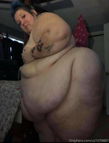 spanxbeluga xxxモデル 写真