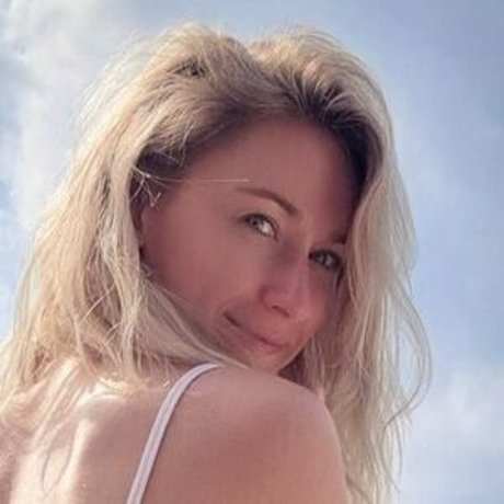 adorable alice xxxモデル 画像