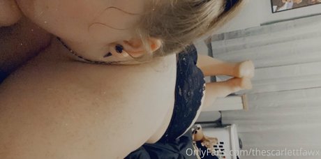 thescarlettfawx ポルノスター アート 写真