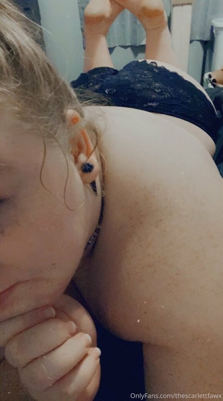 thescarlettfawx 美しいスター 写真