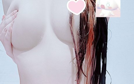 anyTomatinho ポルノスター 写真
