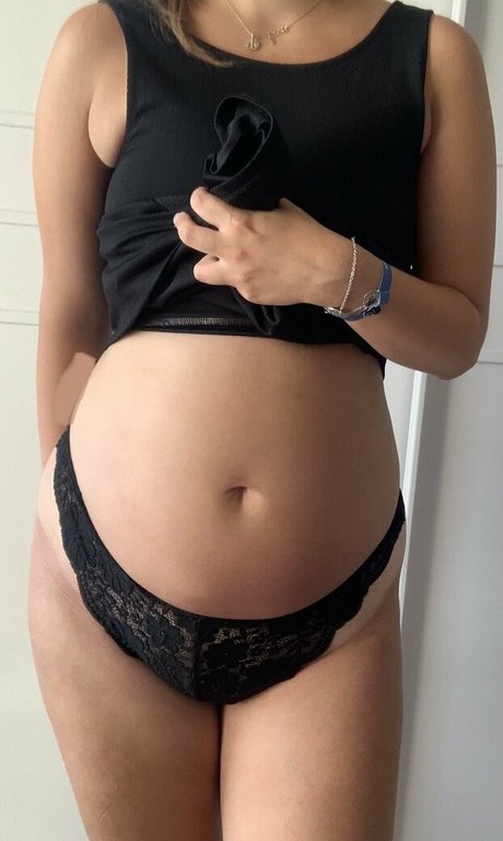 熟女中出しオンリーファンズ 無料xxx 写真