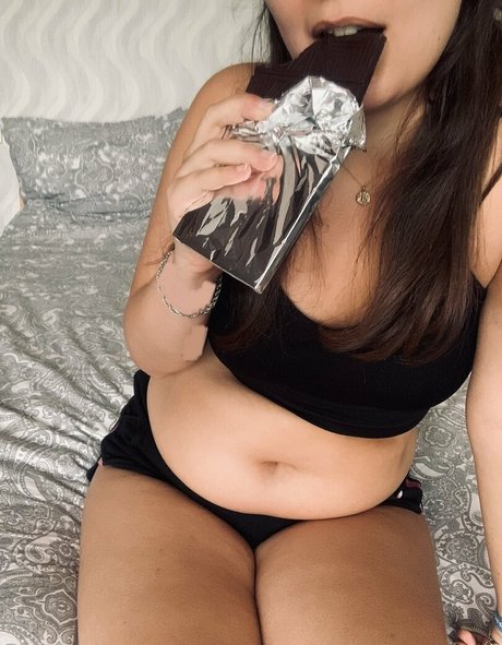 赤毛の熟女オンリーファンズ アート裸 写真