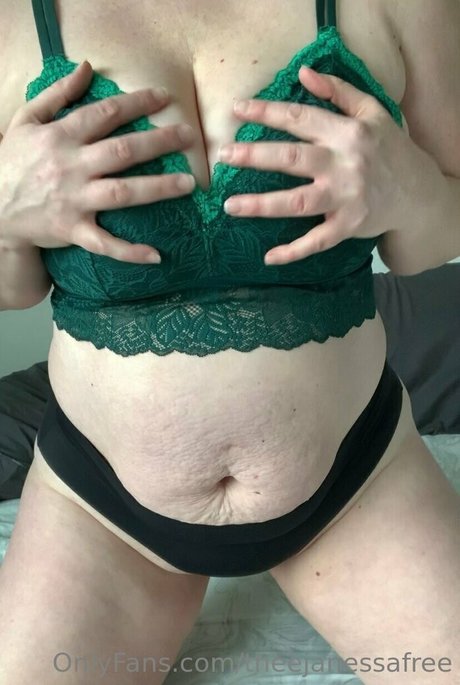 theejanessafree 素敵なスター 写真