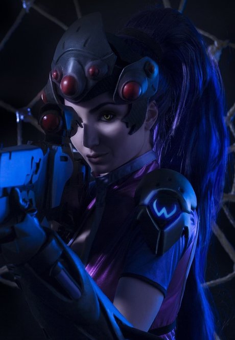 Speedy Cosplay エロティックなモデル 写真