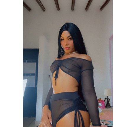 ebonyskinn かわいいモデル 画像