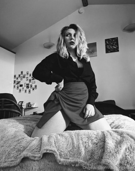 男性ストレートオンリーファンズ ホットヌード 画像