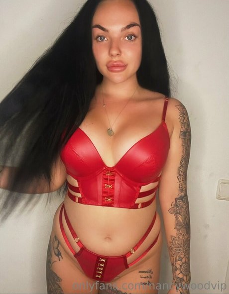 ポーグエボニーオンリーファンズ ホットセクシー 画像