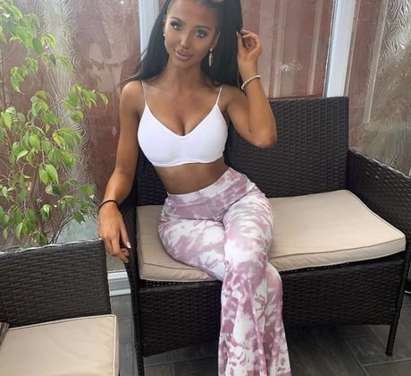 スキニーオンリーファンズ 美しい 写真