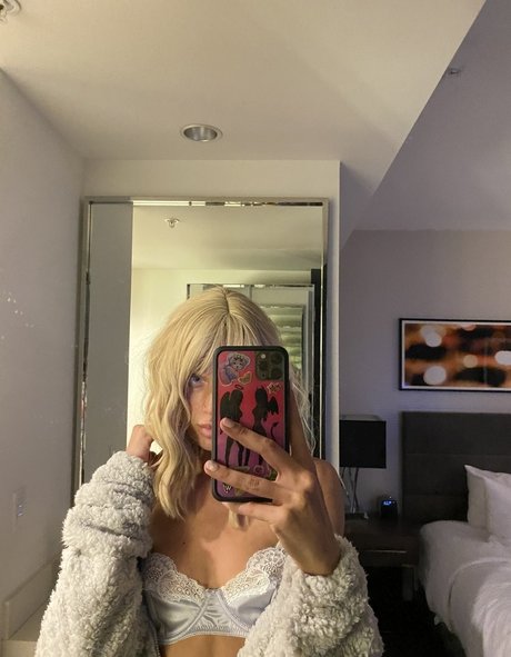 Lexiefucks 完璧な女優 写真