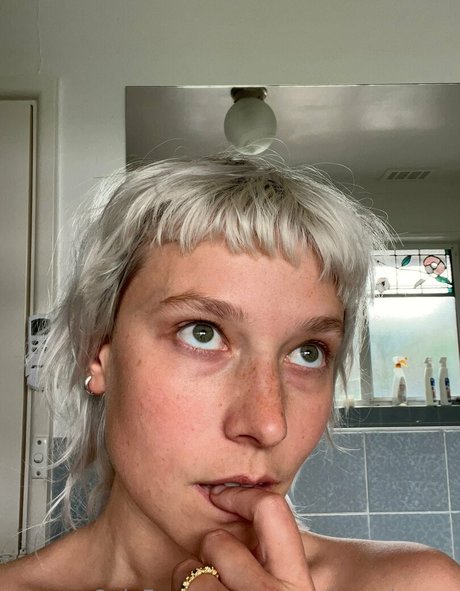 persephone honey スター 裸 写真