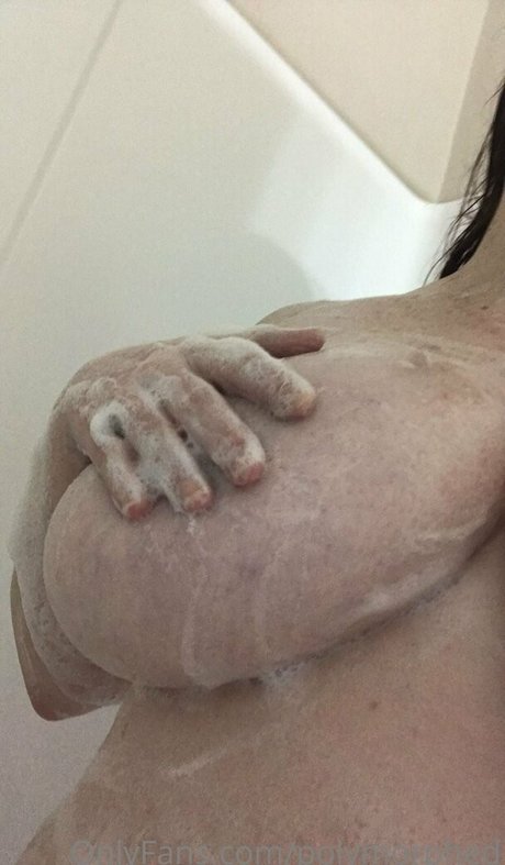 Polymorphed ポルノ女優 写真