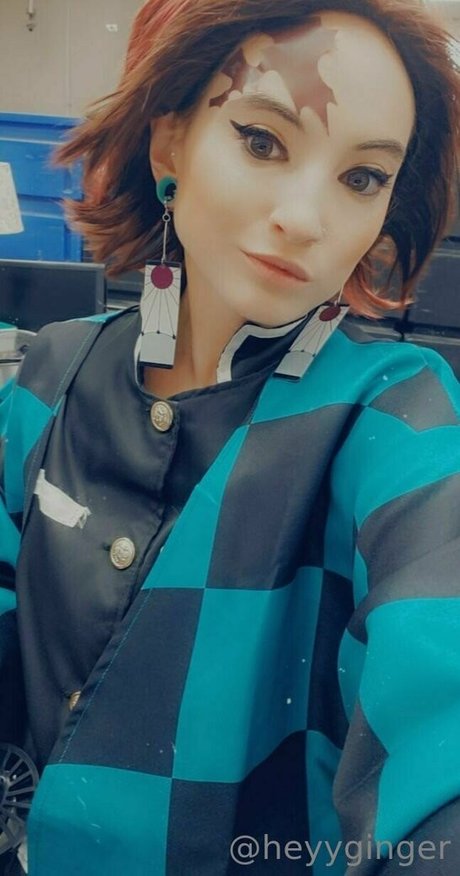 heyyginger アートポルノスター 写真