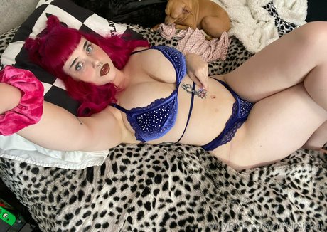 Nikkimichay 女優 写真