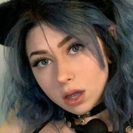 Nikki LaFae アートスター アーカイブ