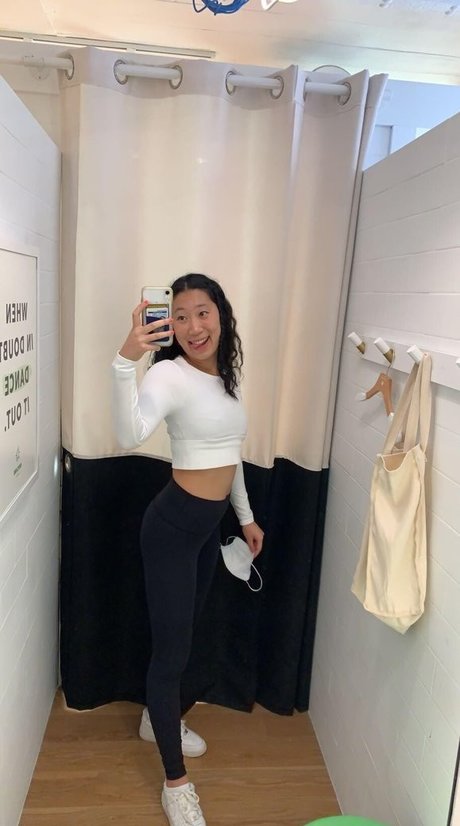 Alison L トップ女優 写真