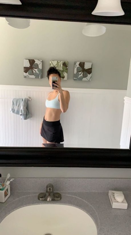 Alison L 裸のモデル 写真