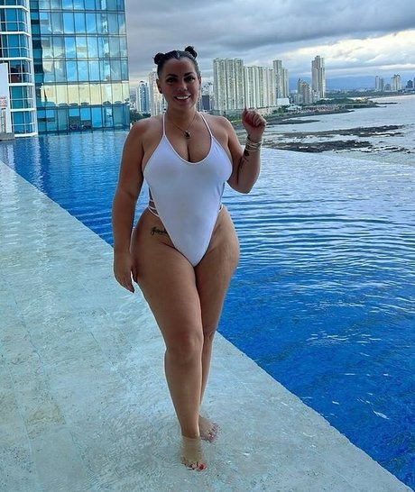 ダーティトークJOI オンリーファンズ セクシーヌード 写真