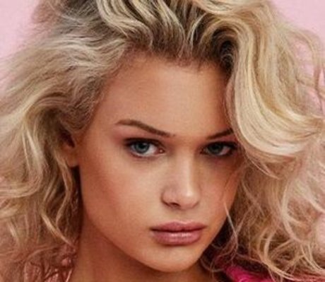 Carolina Marie ホット女優 写真