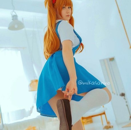 曲線美のレズビアンオンリーファンズ ホットヌード 画像