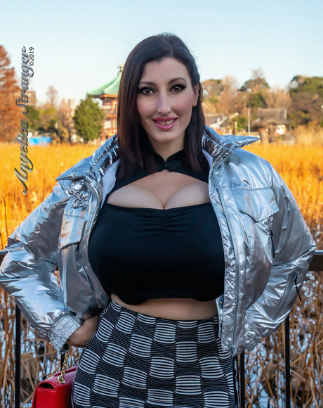 エボニーサマーオンリーファンズ ホットセクシー 写真