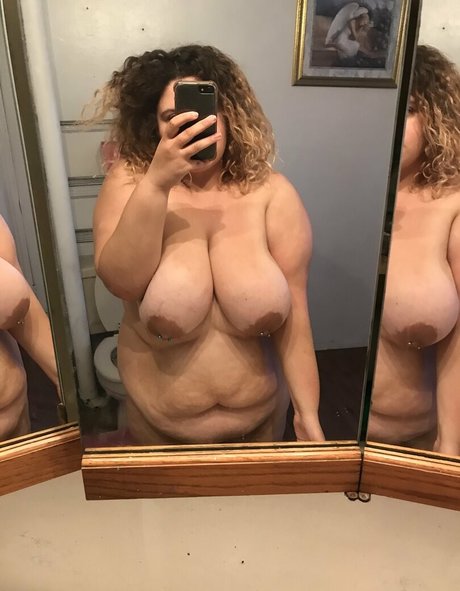 mckennafaith HDポルノスター 写真