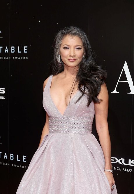Kelly Hu XXXモデル 写真