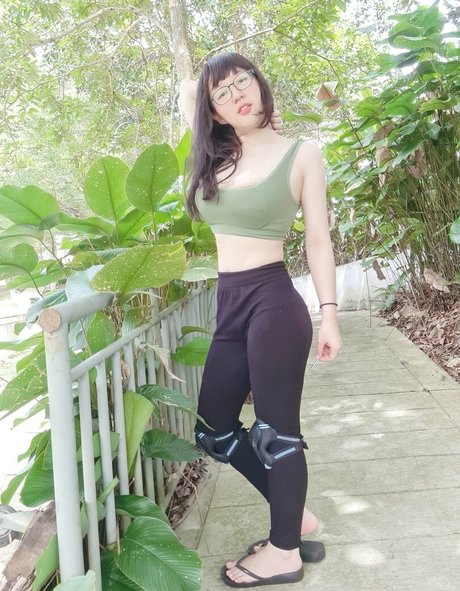 Acacia Wen 可愛い女優 画像