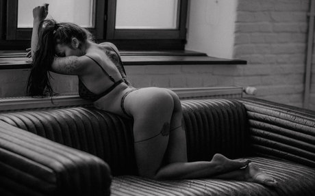 ママオンリーファン セックス 写真