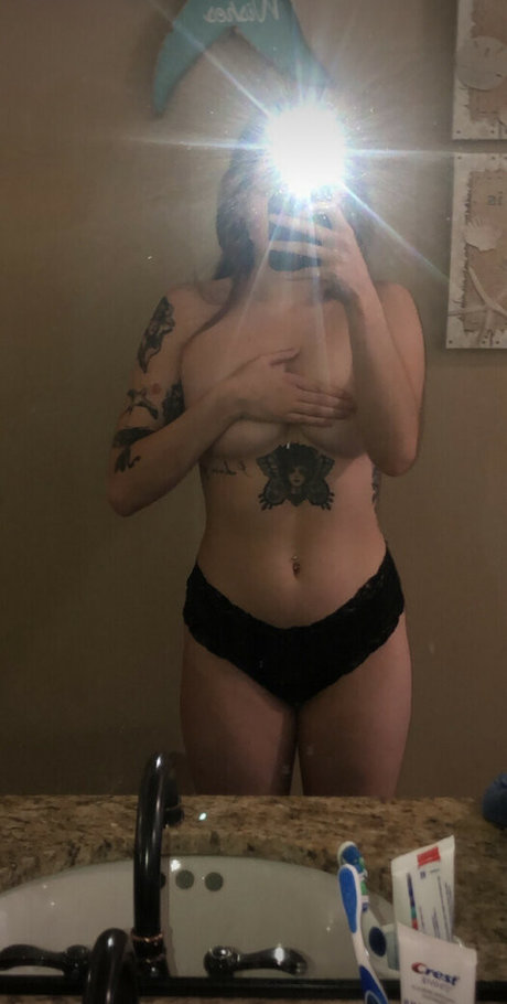 オンリーファンズでオナニーする 無料xxx 画像