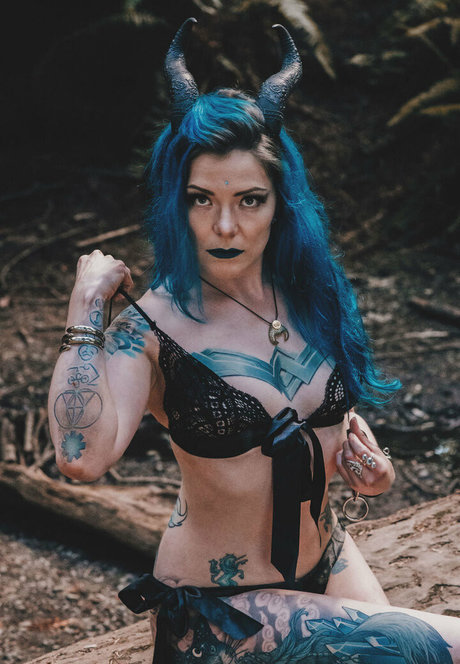 ホットなティーンオンリーファン トップ 画像