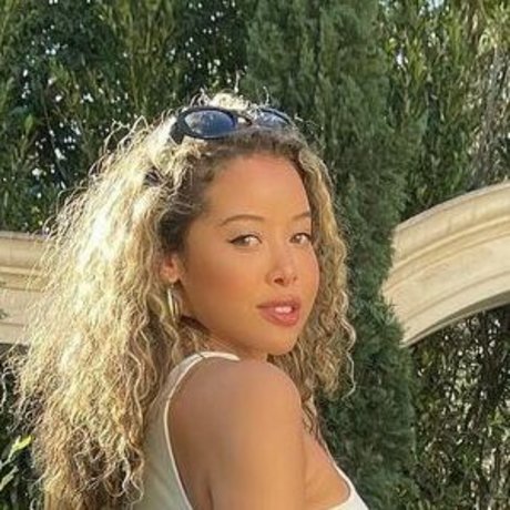Laurenmarieskye ホットなスター ギャラリー