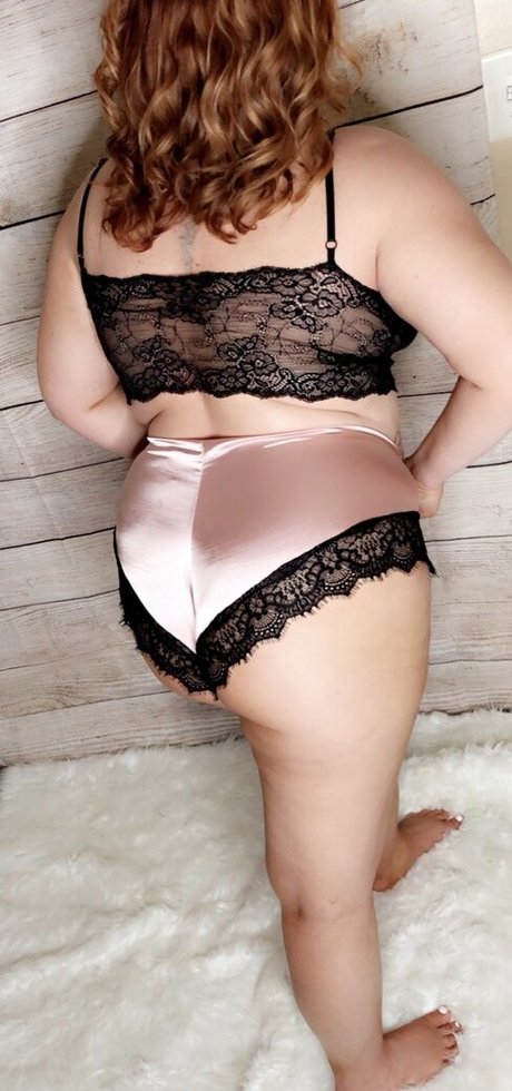 Momma Michelle XXXモデル 写真