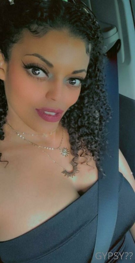 aligurlgypsy212 エロティックなモデル 写真