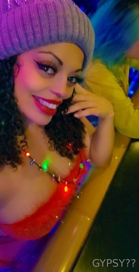 aligurlgypsy212 ヌードモデル 画像