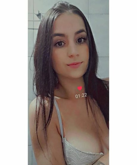 luuh gemeas 美しいポルノスター 画像