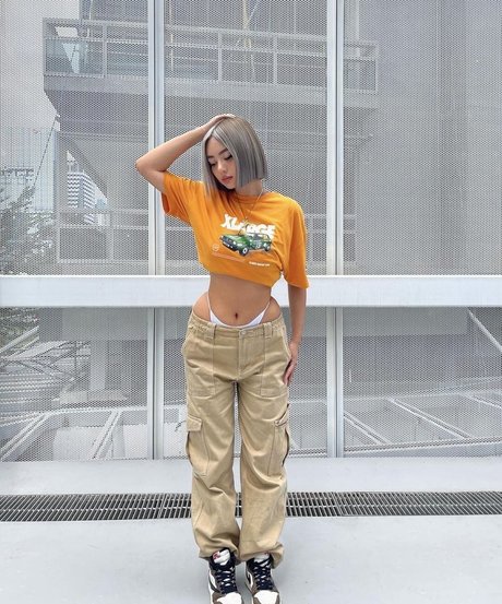 Nika Higashionna ヌードモデル 画像