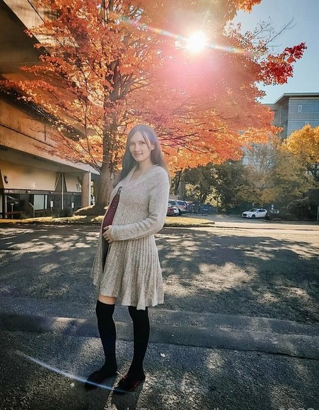 巨乳の熟女オンリーファンズ アート裸 写真