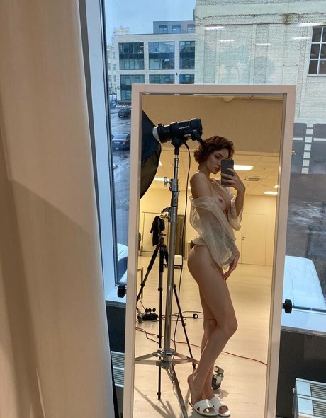 vialentina スター xxx 写真
