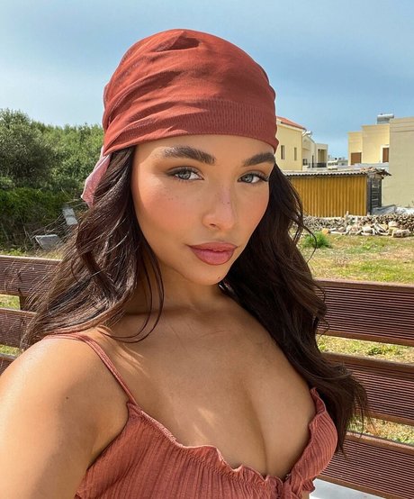 大きな乳首オンリーファンズ 限定 写真