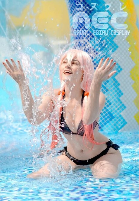 Arual Ebiru Cosplay アートポルノスター 写真